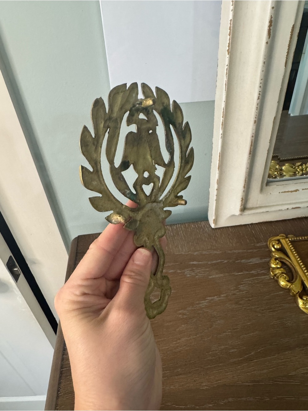 Brass trivet with eagle design - Picture 2 of 2